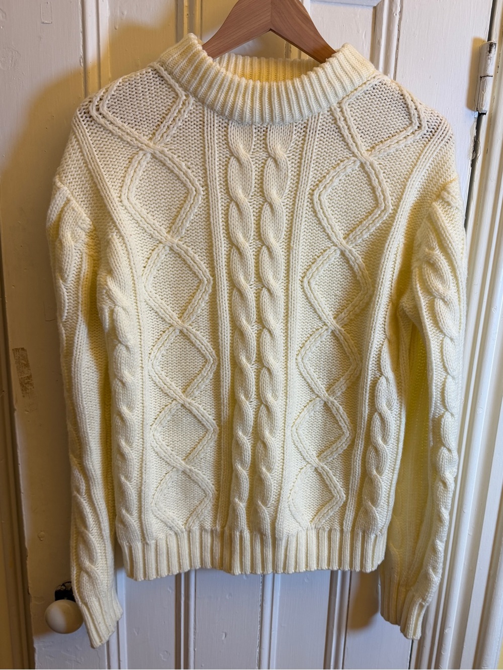 Vintage Sears King’s Road Cream Fisherman Cable Knit Sweater M